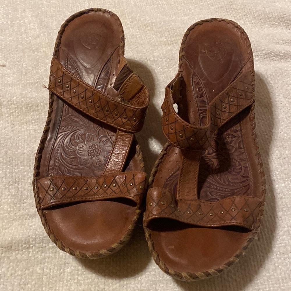 Artist sandals